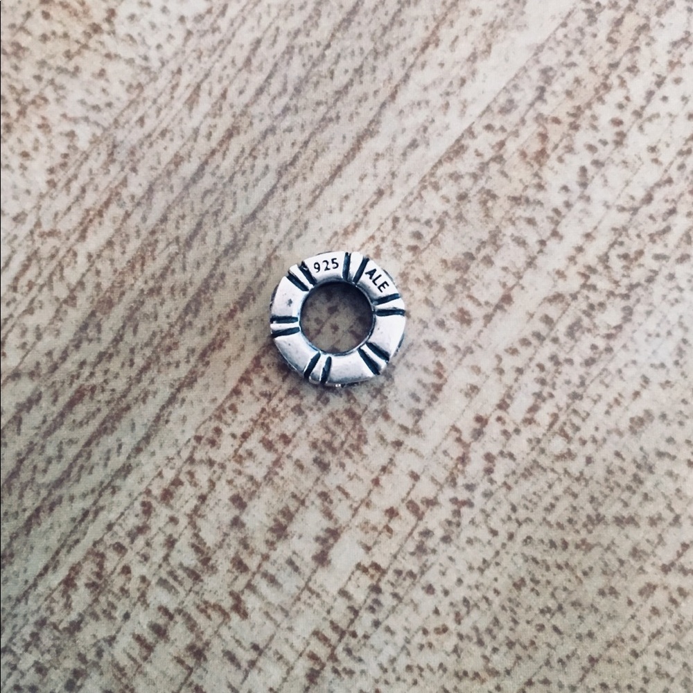 💎 PANDORA Charm 💎